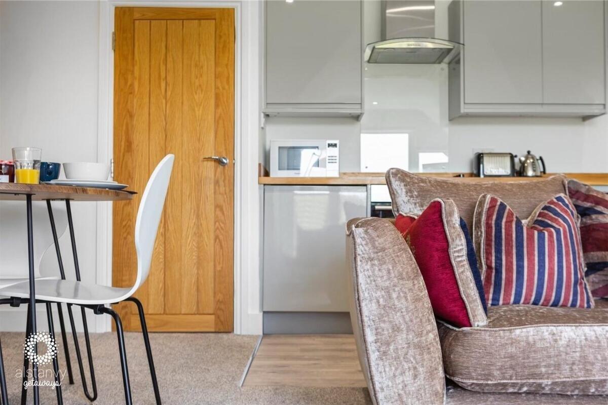 The Lookout Apartment Hythe  Exterior photo